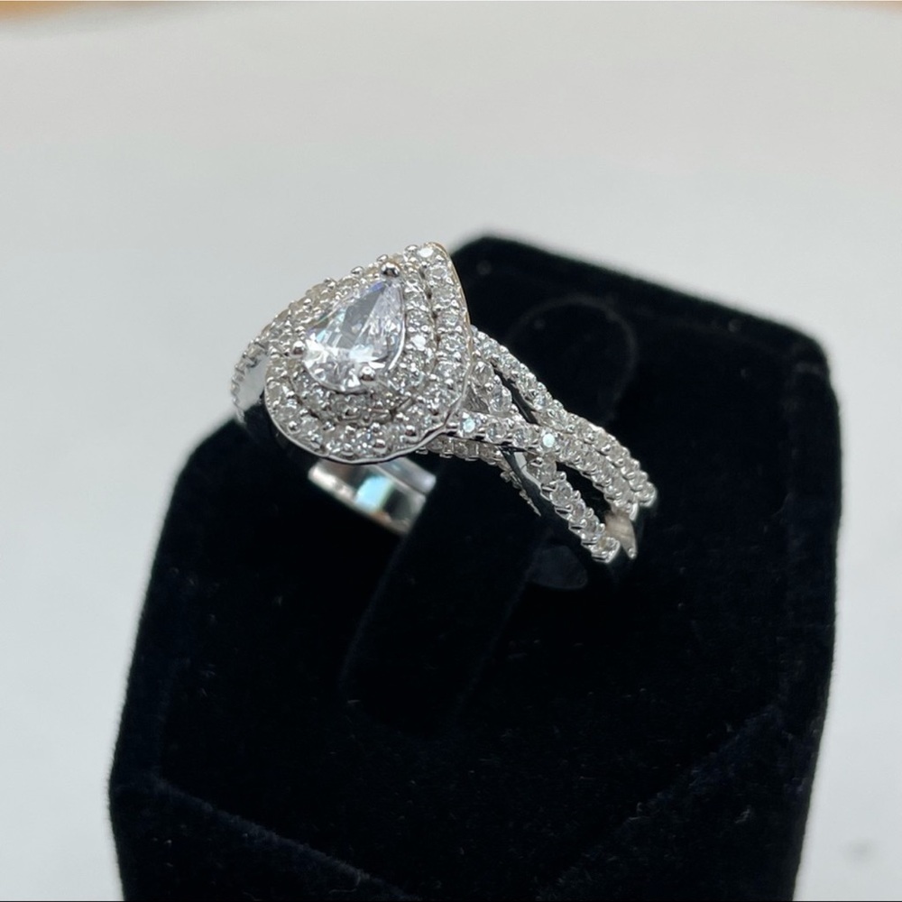 Tear Drop Wedding Band and Engagement Ring